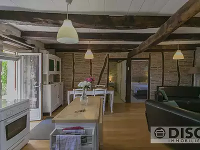 Maison, 248 m²