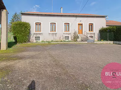 Maison, 240 m²