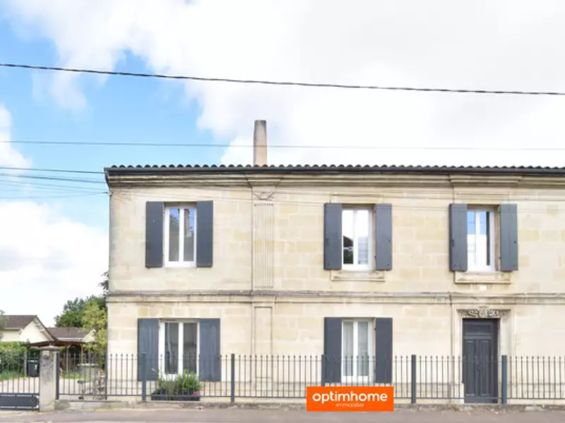 Maison, 240 m²