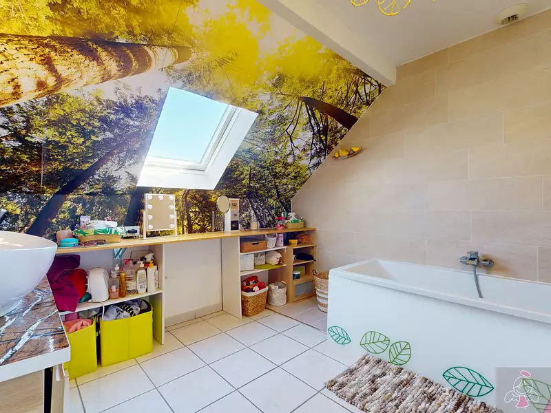 Maison, 170 m²