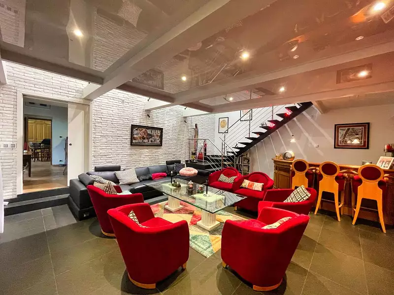 Maison, 216 m²