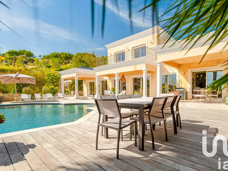 Maison, 182 m²