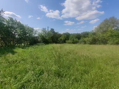 Terrain, 8 740 m²