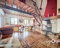 Maison, 319 m²