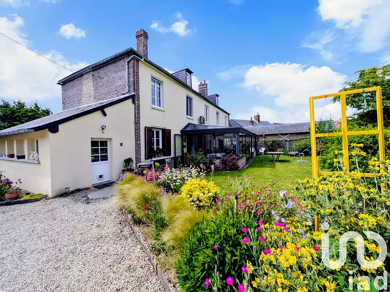 Maison, 230 m²