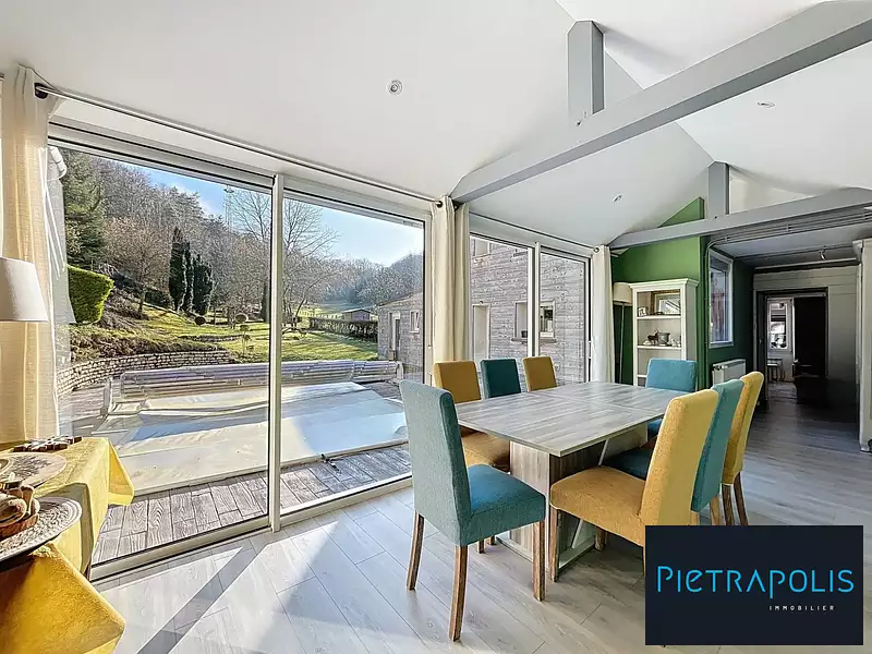 Maison, 232 m²