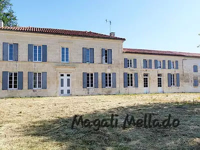 Maison, 270 m²