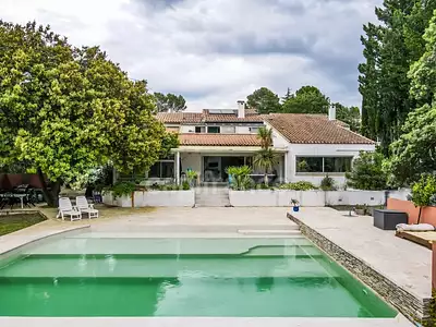 Maison, 258 m²