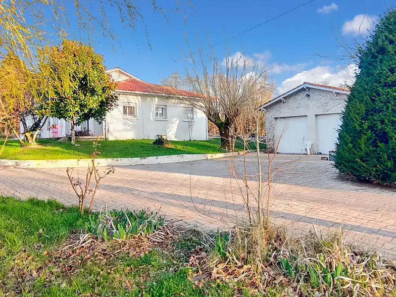 Maison, 227 m²