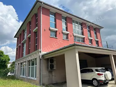 Immeuble, 550 m²