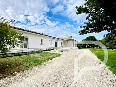 Maison, 205 m²