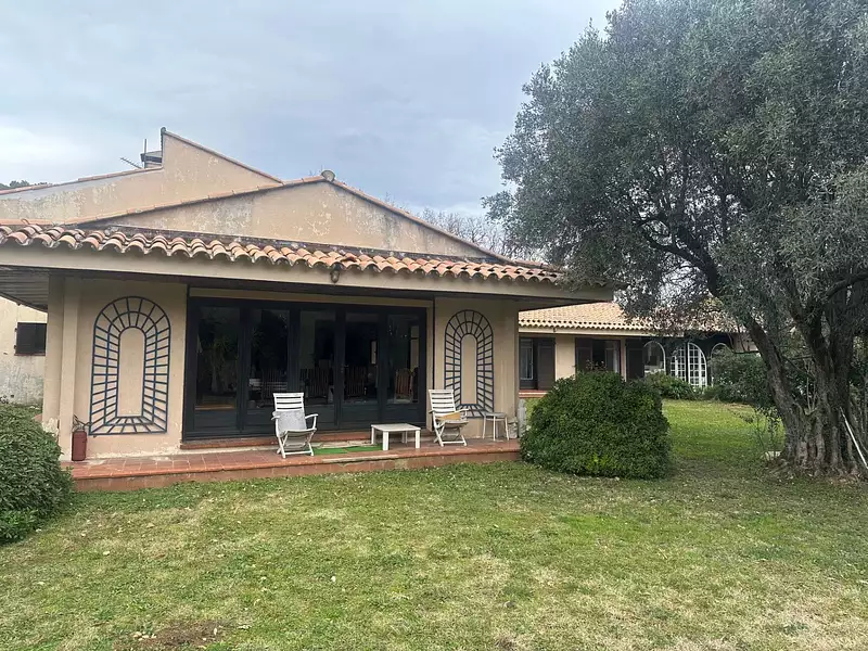 Maison, 315,33 m²