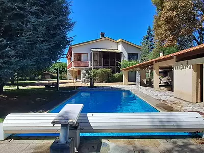 Maison, 244 m²