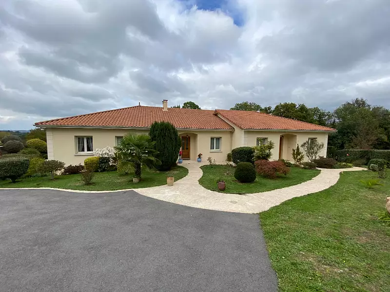 Maison, 224,44 m²