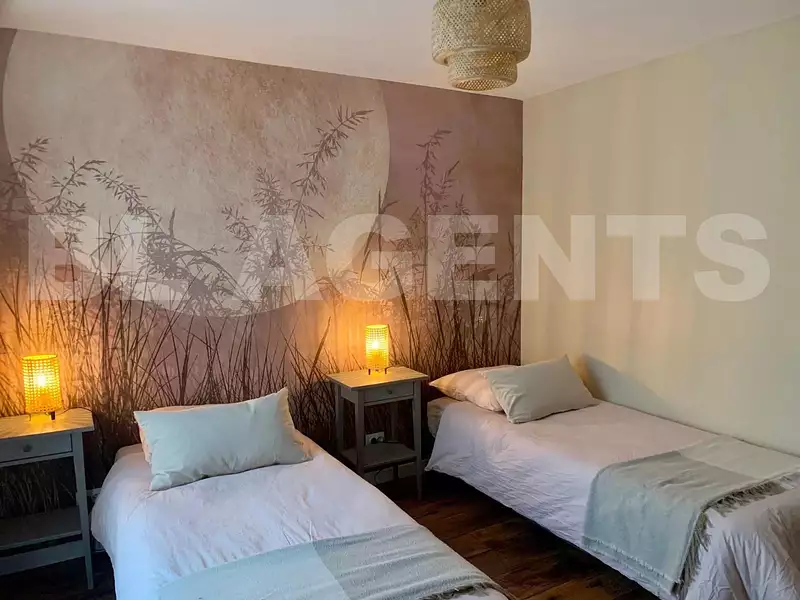 Maison, 807 m²