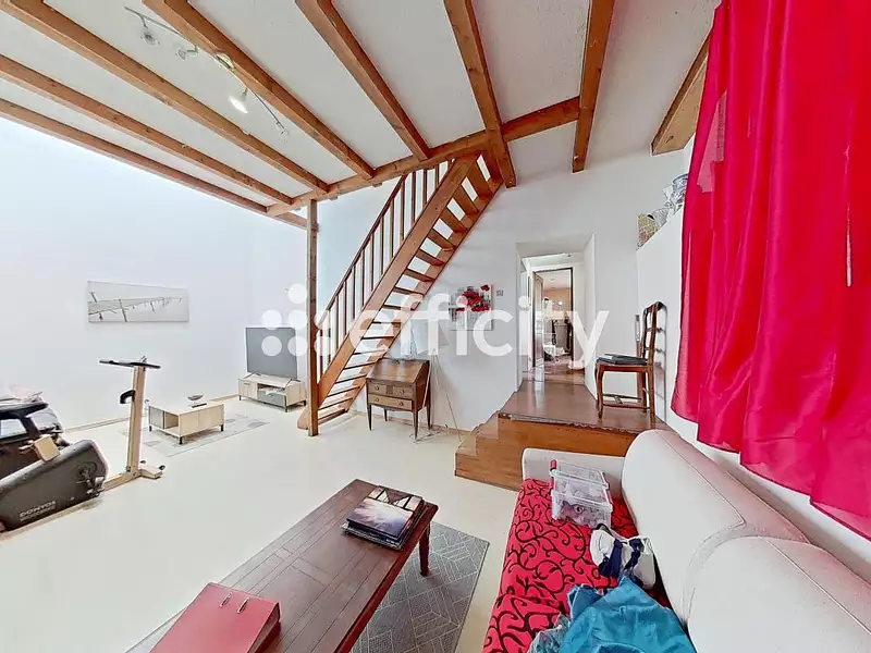 Maison, 245 m²
