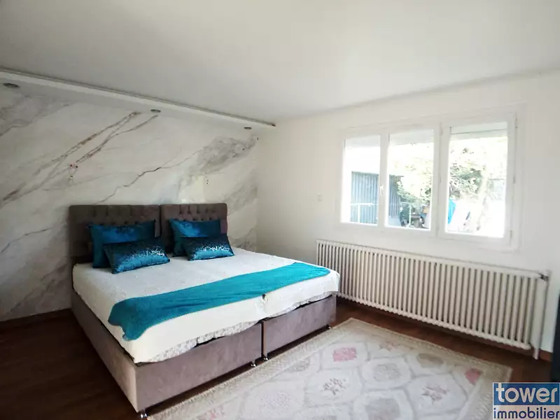 Maison, 220 m²