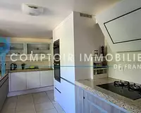 Maison, 261 m²