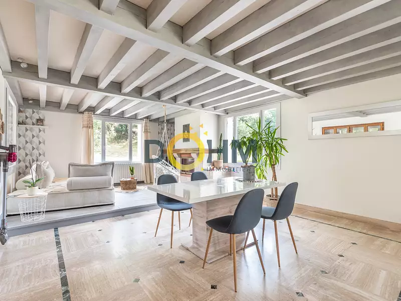Maison, 295 m²