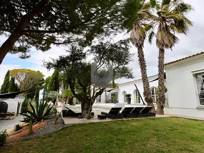 Maison, 380 m²