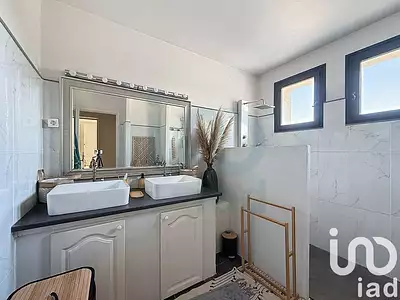 Maison, 250 m²