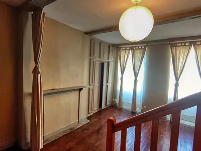 Maison, 221 m²