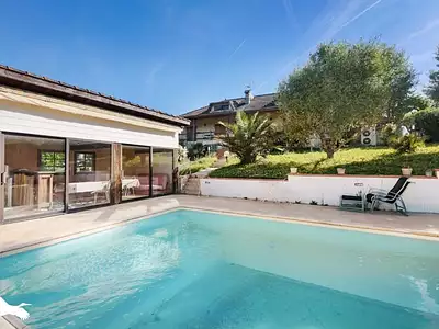 Maison, 290 m²