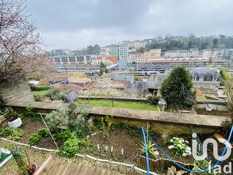Immeuble, 165 m²