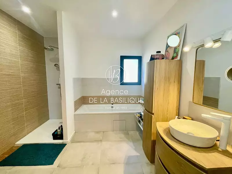 Maison, 132 m²