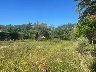 Terrain, 673 m²