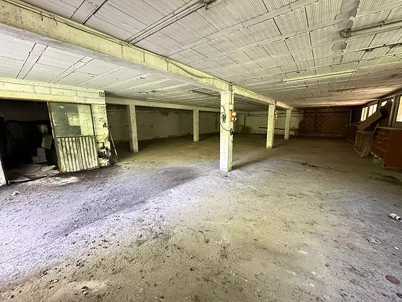 Maison, 670 m²