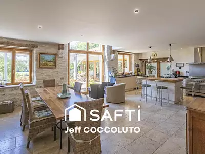 Maison, 350 m²