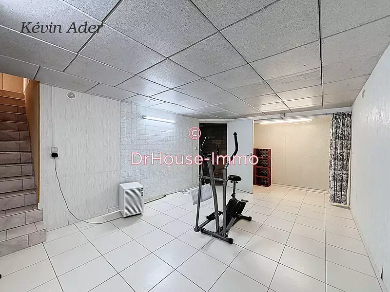 Maison, 245 m²