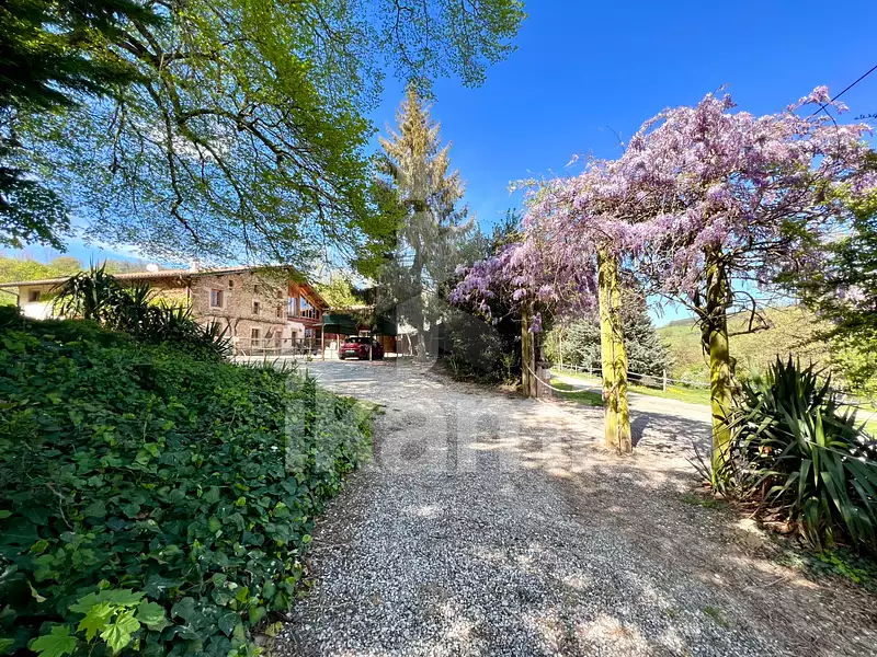 Maison, 275 m²