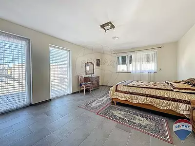 Maison, 178 m²