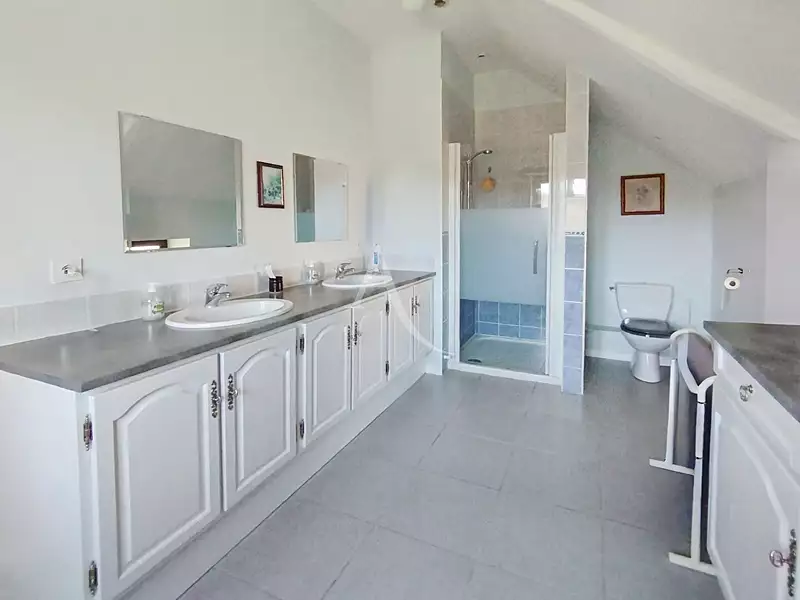 Maison, 172 m²
