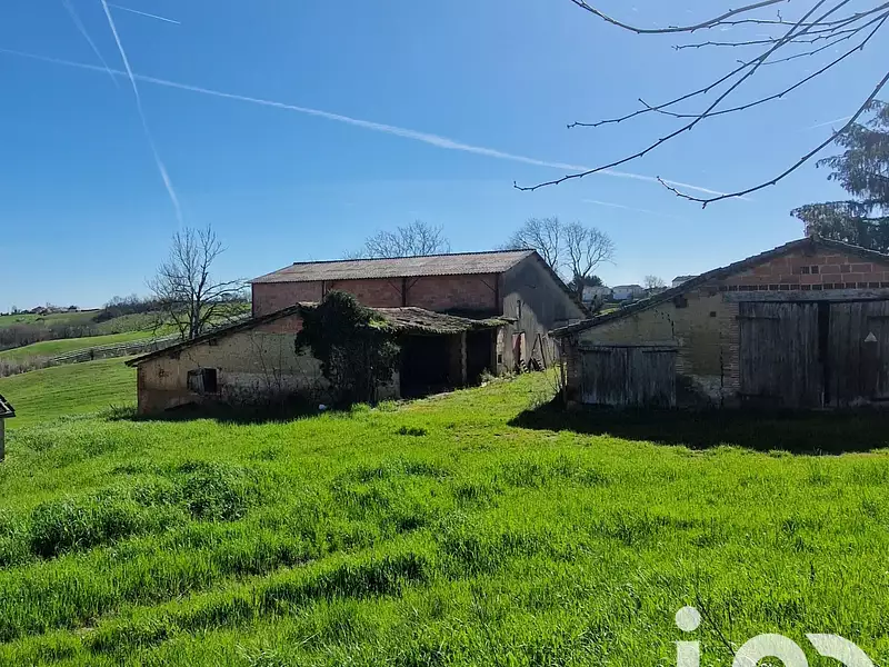 Terrain, 6 300 m²