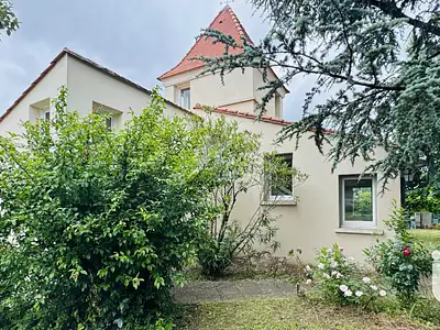 Maison, 180 m²