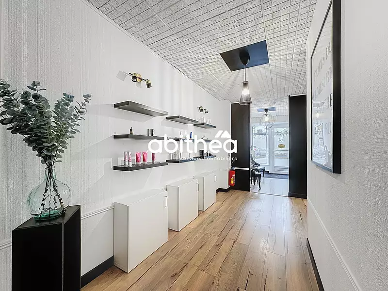 Immeuble, 275 m²