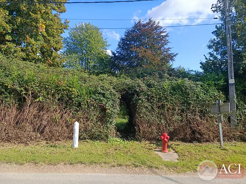 Terrain, 2 075 m²