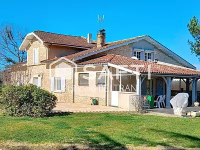 Maison, 260 m²