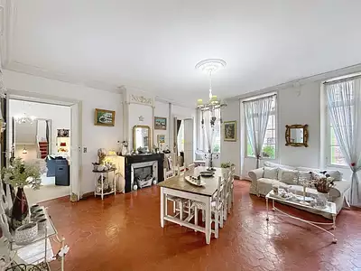 Maison, 360 m²