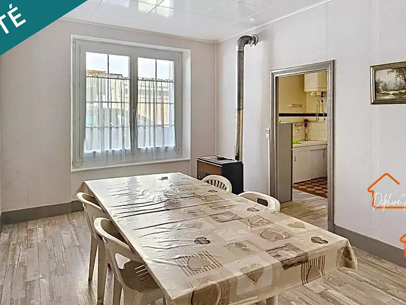Maison, 180 m²