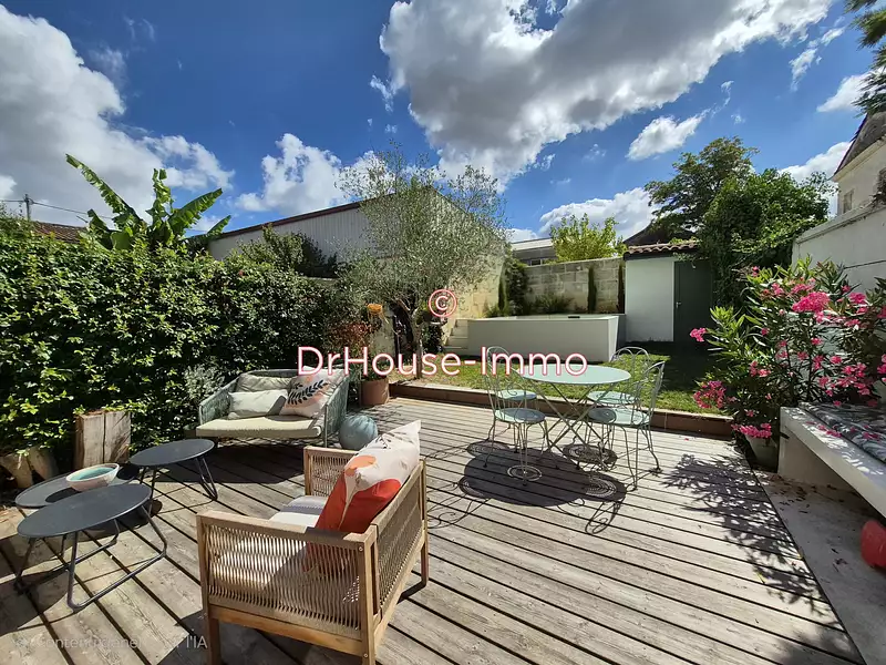 Maison, 169 m²
