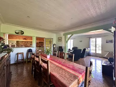 Maison, 180 m²