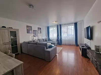 Maison, 271 m²