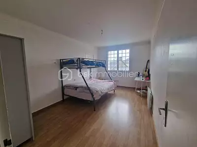 Maison, 271 m²