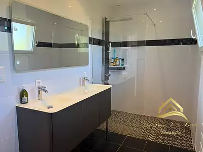 Maison, 153 m²