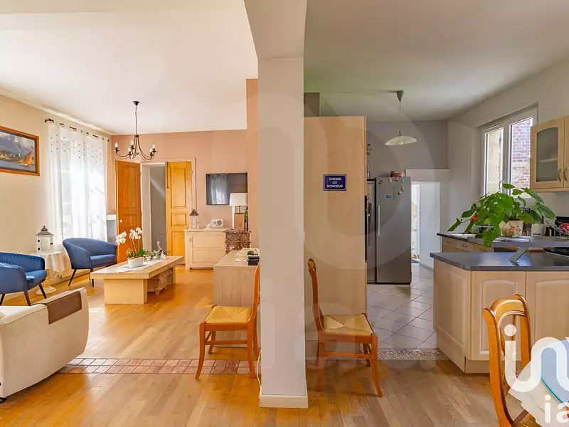Maison, 165 m²