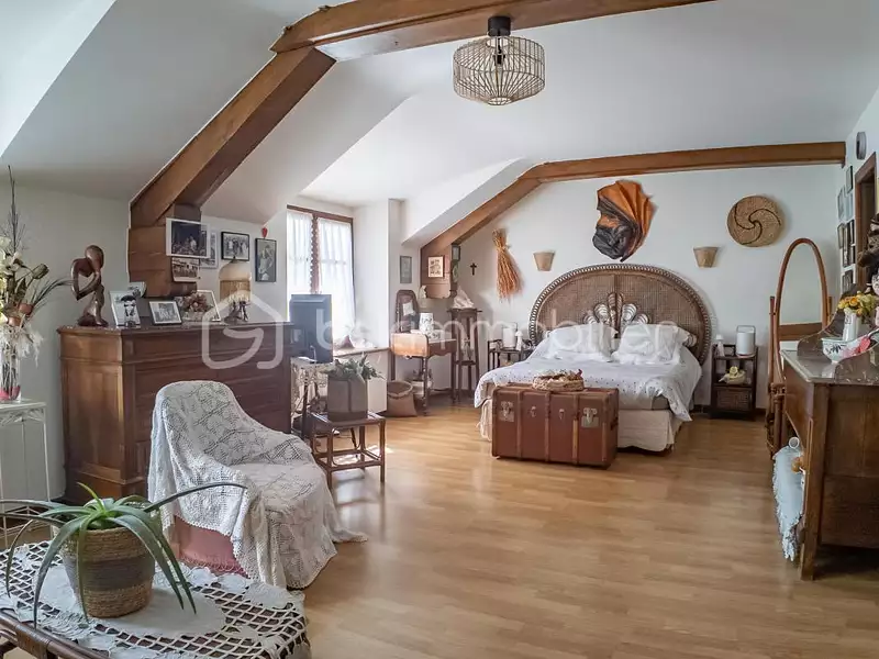 Maison, 283 m²